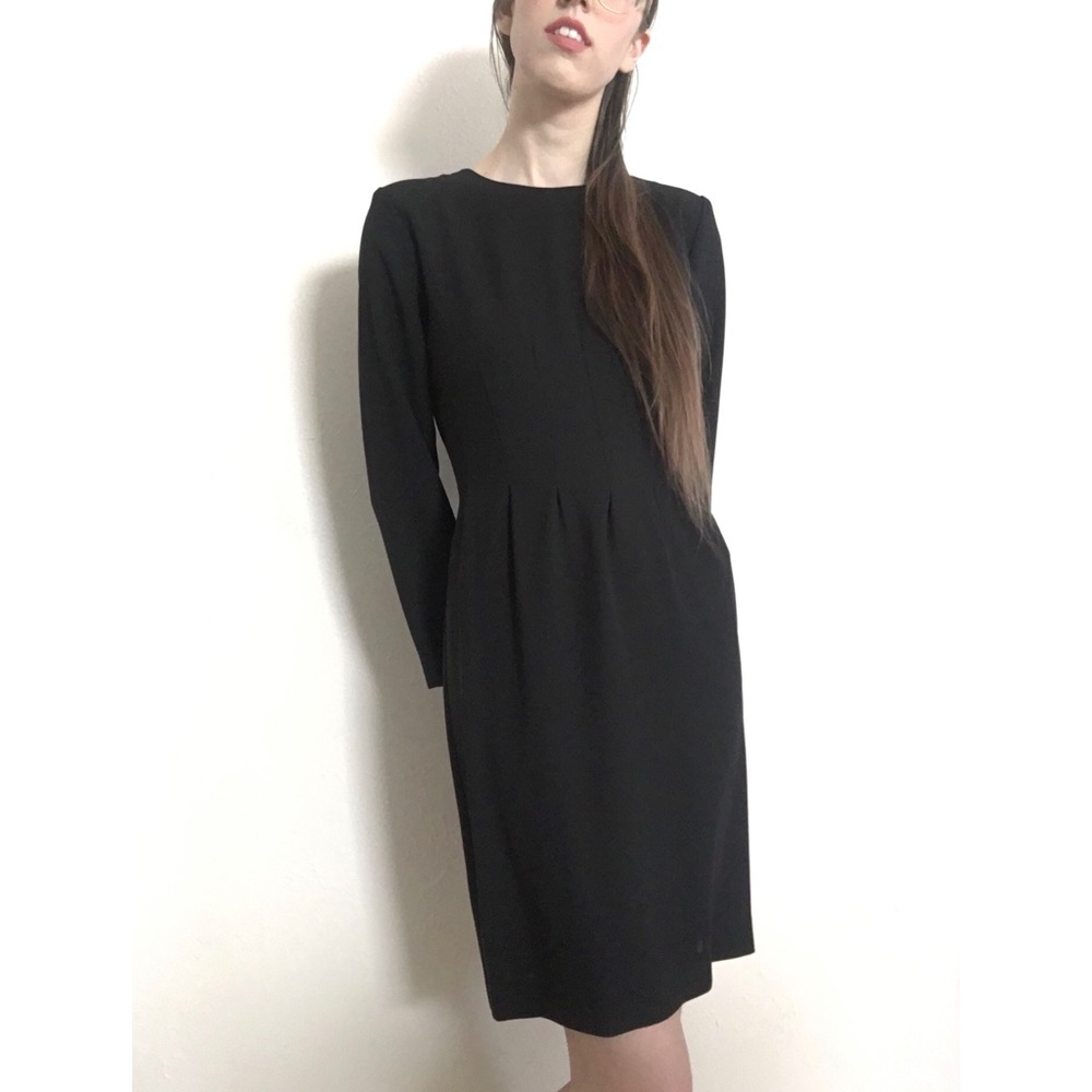Vintage Tailored Long Sleeve Pleated LBD Structured Sheath Pencil Dress in Black